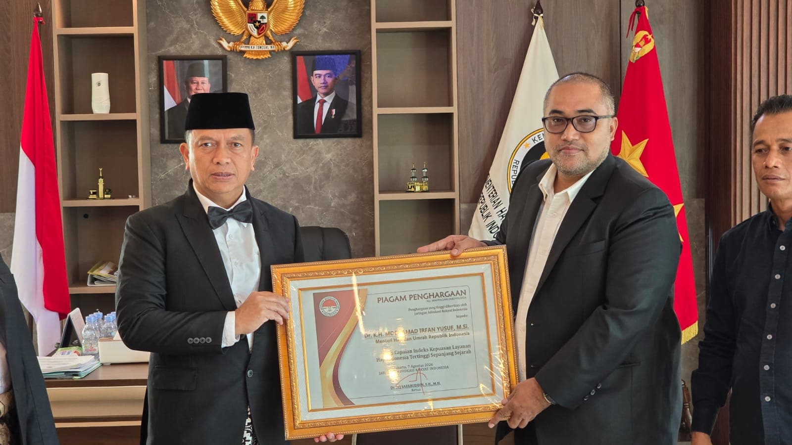 Raih Indeks Kepuasan Haji Tertinggi Sepanjang Sejarah, Kemenhaj Terima Penghargaan dari JARI